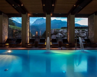 Rosapetra Spa Resort
